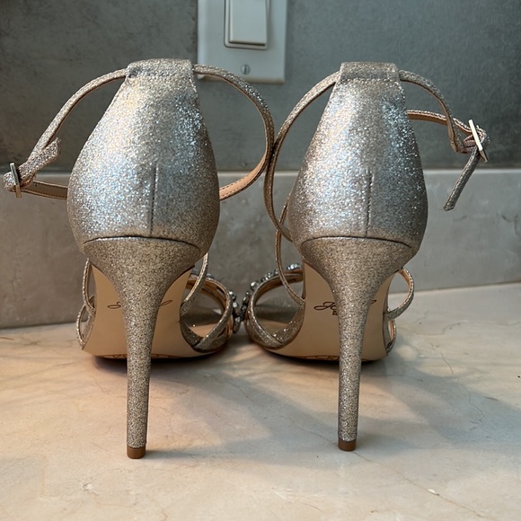 Size 8 Badgley Mischka-gold straps sandals, worn once. - Picture 5 of 7